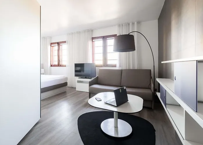 Novotel Suites Perpignan Centre - Grandes Suites & Confort Centre-Ville