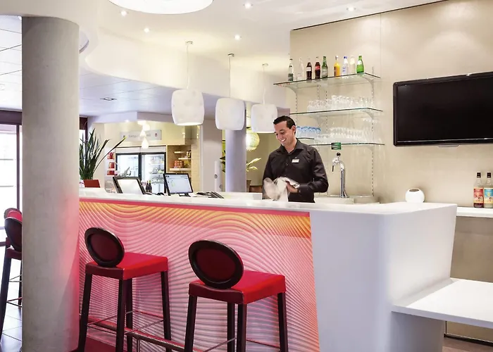 Novotel Suites Perpignan Centre - Grandes Suites & Confort Centre-Ville